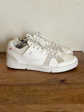 On Running Men's The Roger Clubhouse Tennis Shoes All White US 12.5